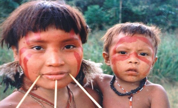 La Rete Ecclesiale Panamazzonica denuncia all'Onu il rischio di genocidio degli Yanomami in Brasile